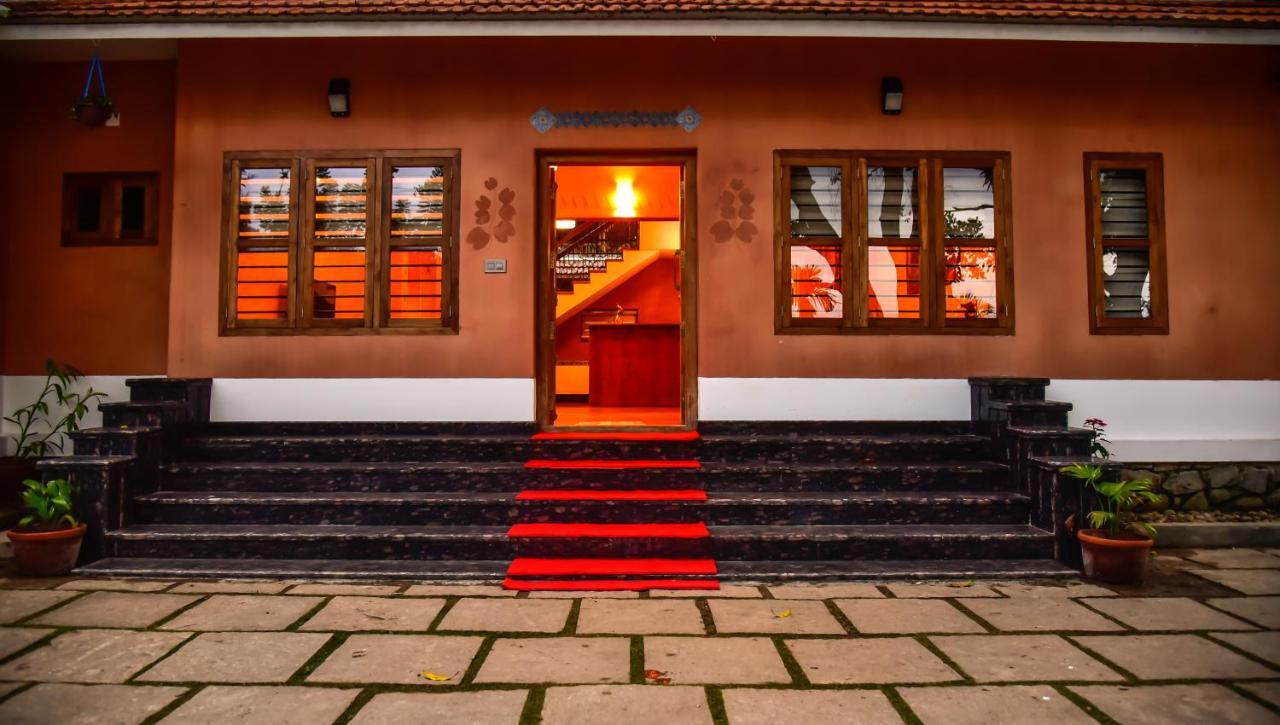 Chembra Adobe Kalpetta Exterior foto